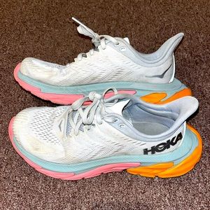 Hoka Clifton Edge 7.5 W
